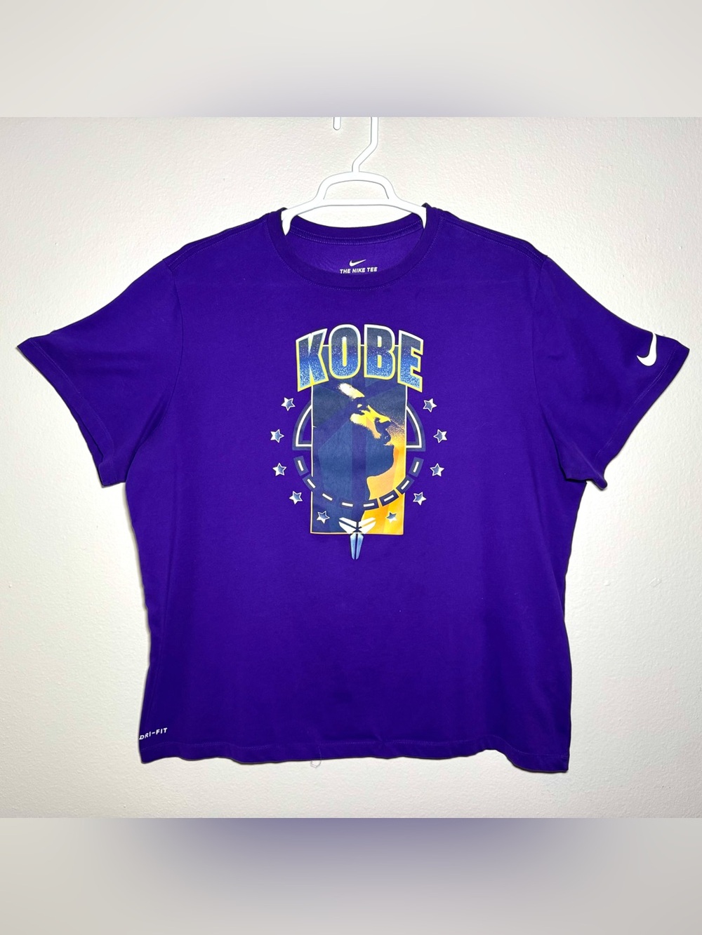 Nike Dri-Fit Tee Kobe Bryant Los Angeles Lakers Black Mamba T-Shirt 2XL (flawed)